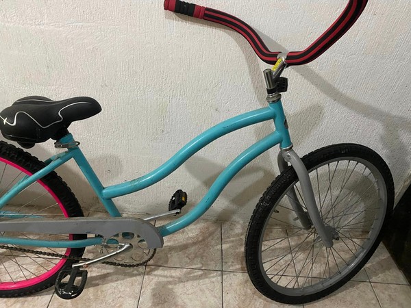 Bicicleta frenos contra pedal