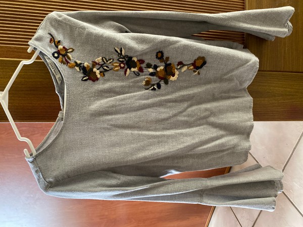 Blusa Zara bordada