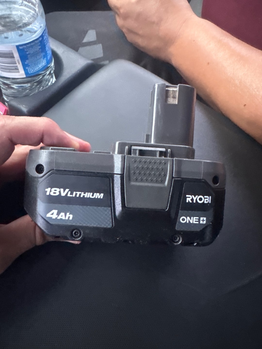 ryobi charger, photo 2