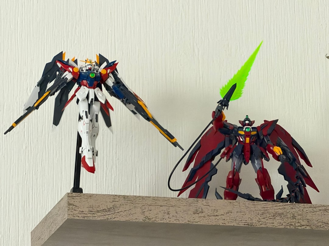 Gundam Wing Model Kit Figures – Lot of 2