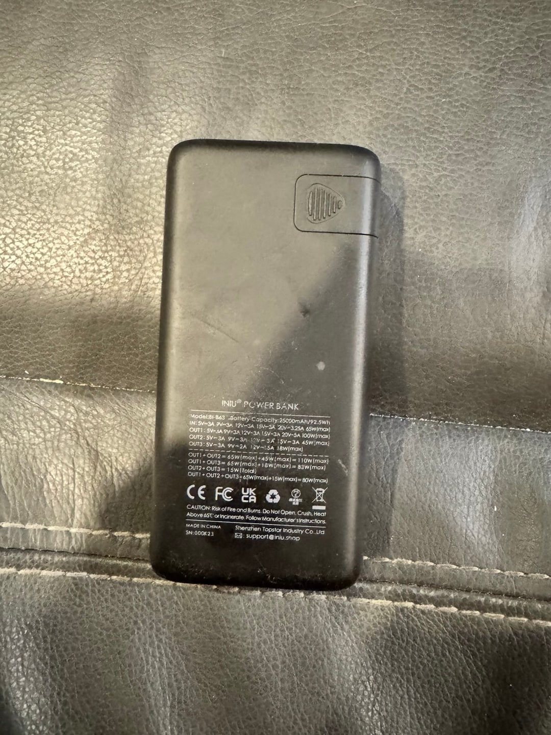 Black INIU Power Bank, 25000mAh Fast Charge, photo 3