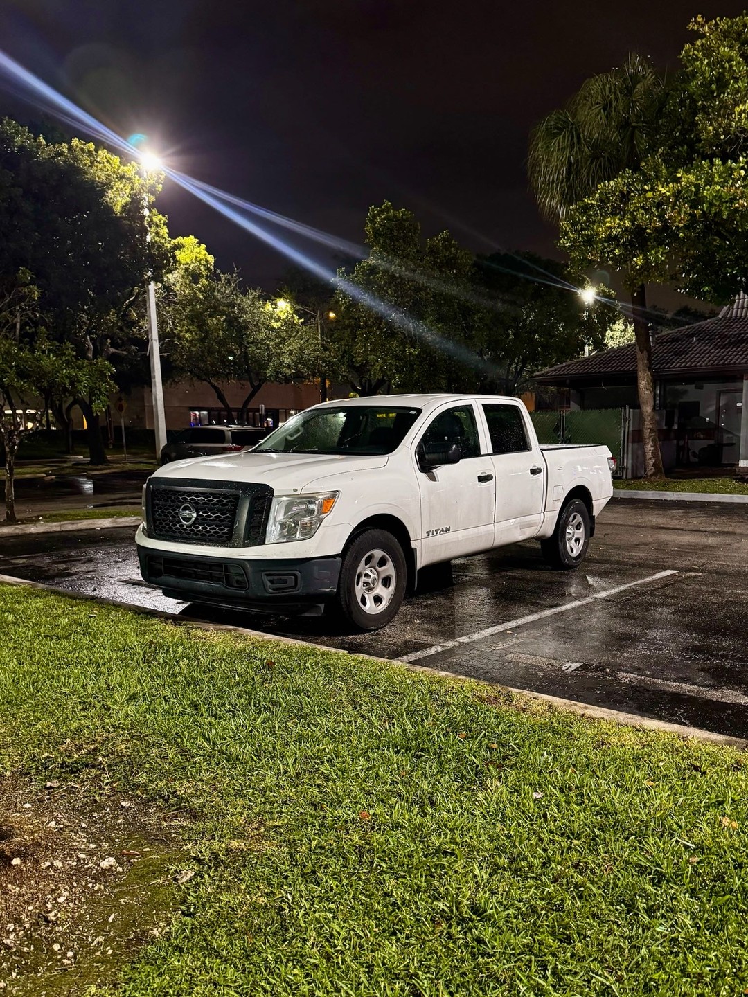 Nissan titan 2017