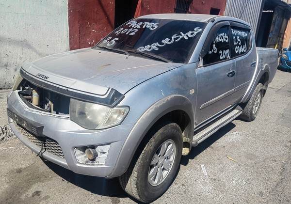 Repuestos Usados Mitsubishi L200 2012