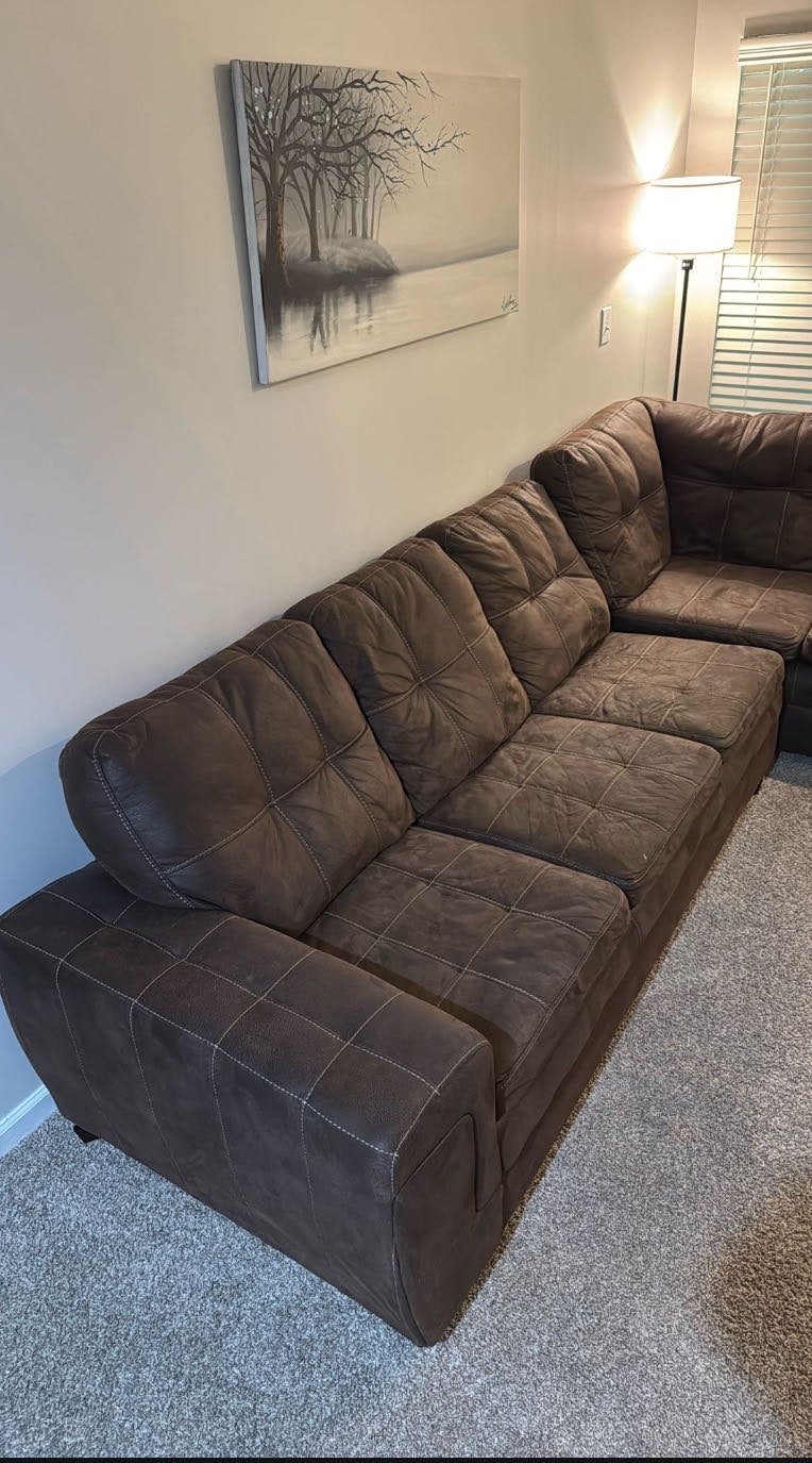 Sectional couch, photo 2