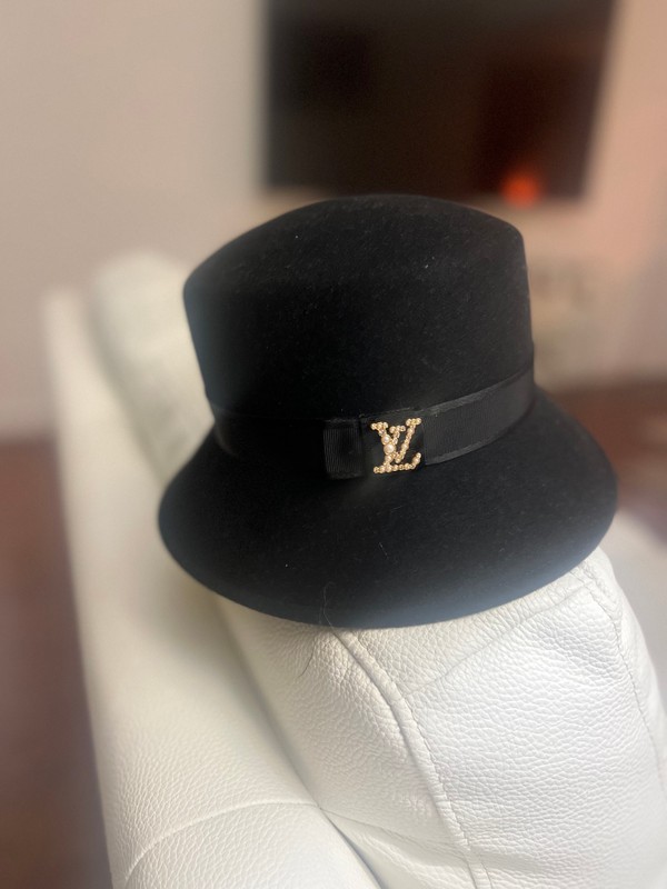 SOMBRERO LV